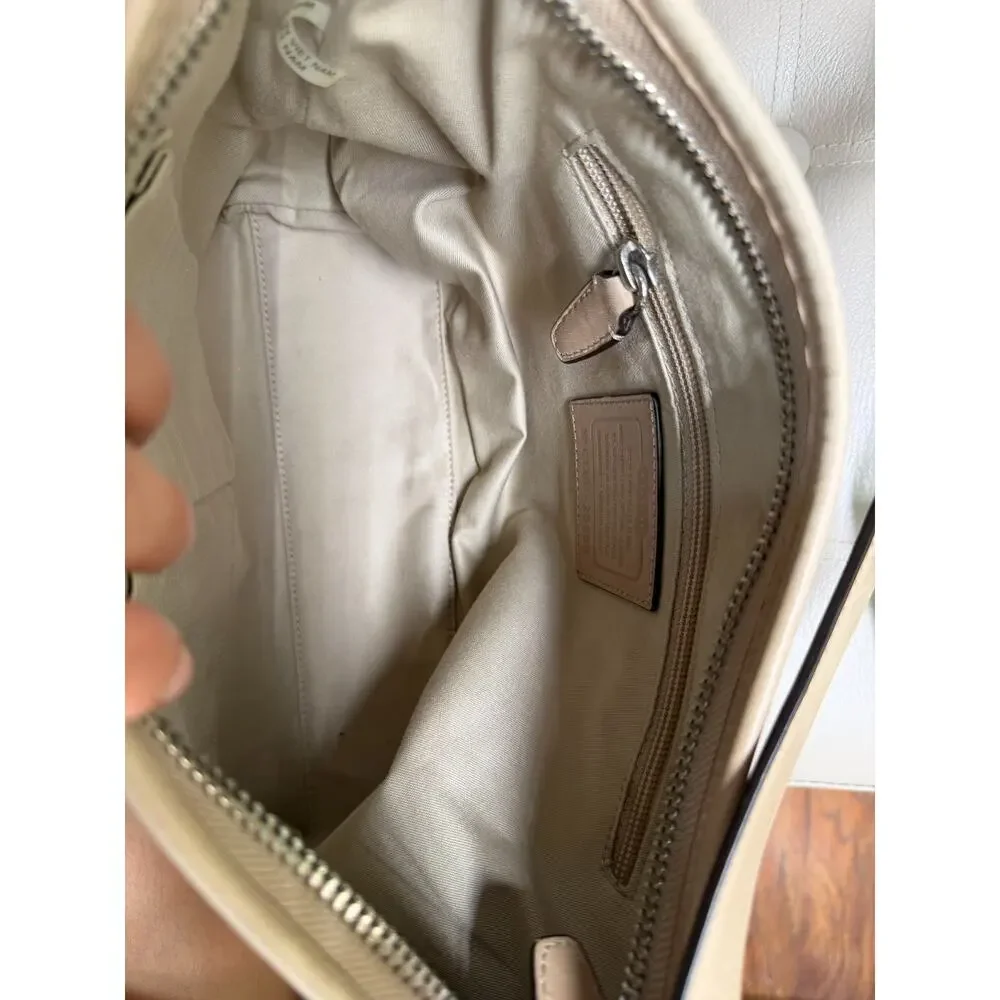 COACH Legacy Leather Duffle Shoulder Bag Beige Crossbody Tassel Excellent